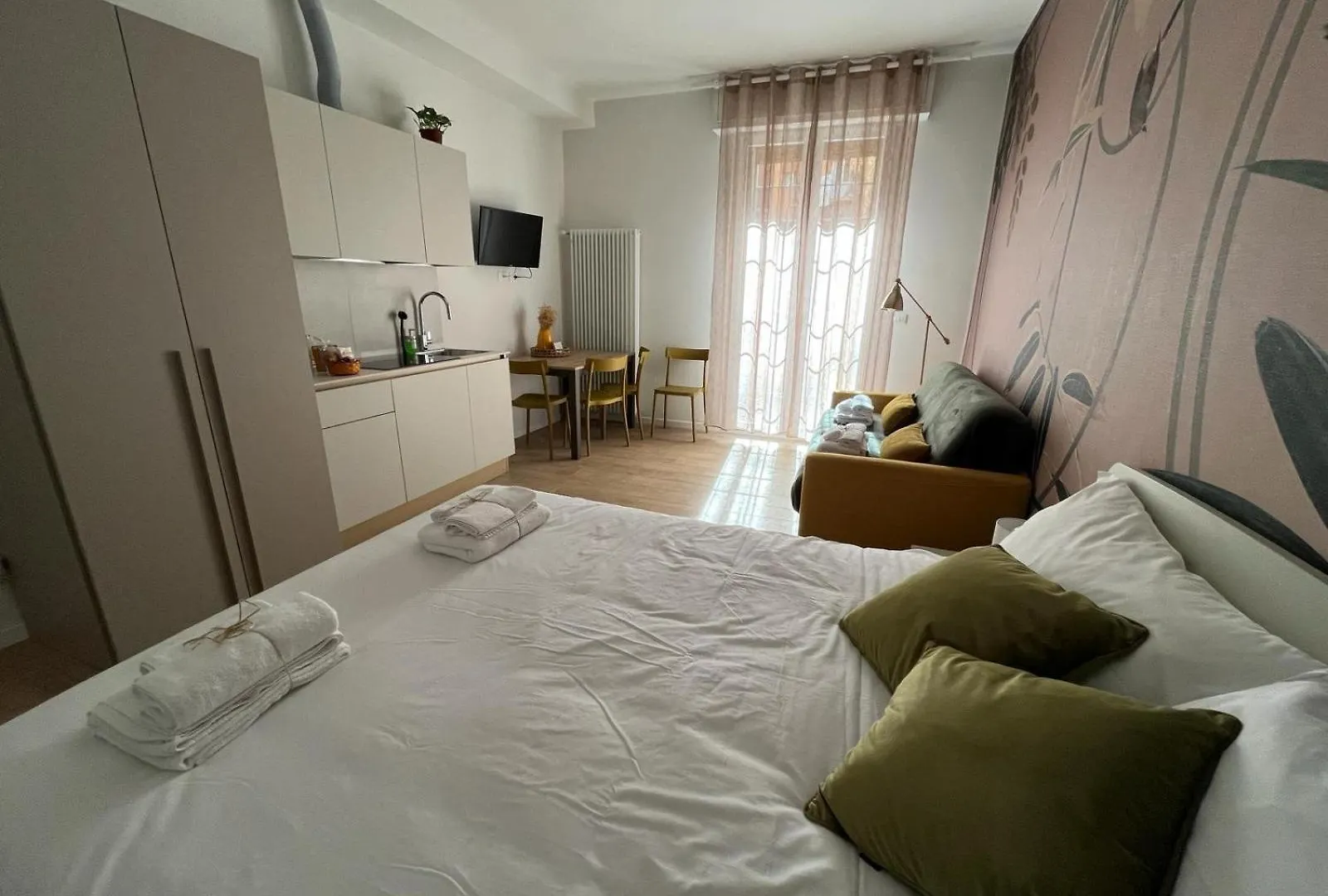 Calari Rooms - Monolocale Boloňa