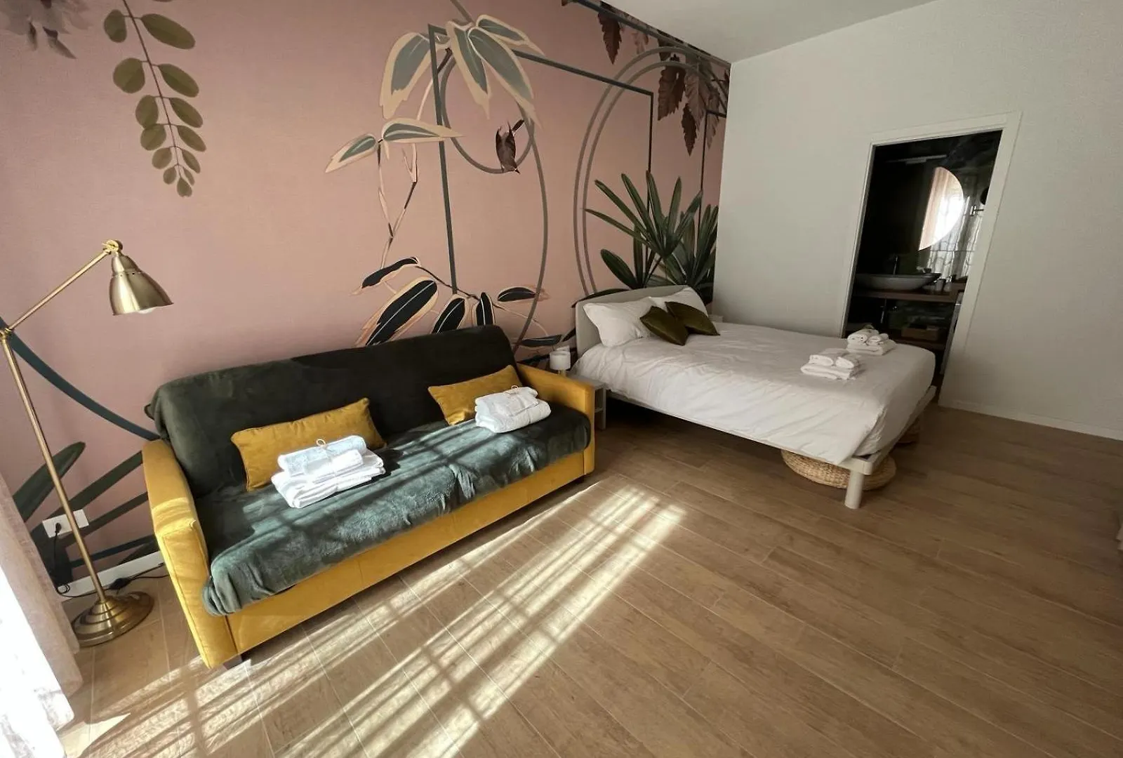 Calari Rooms - Monolocale Boloňa 0*,