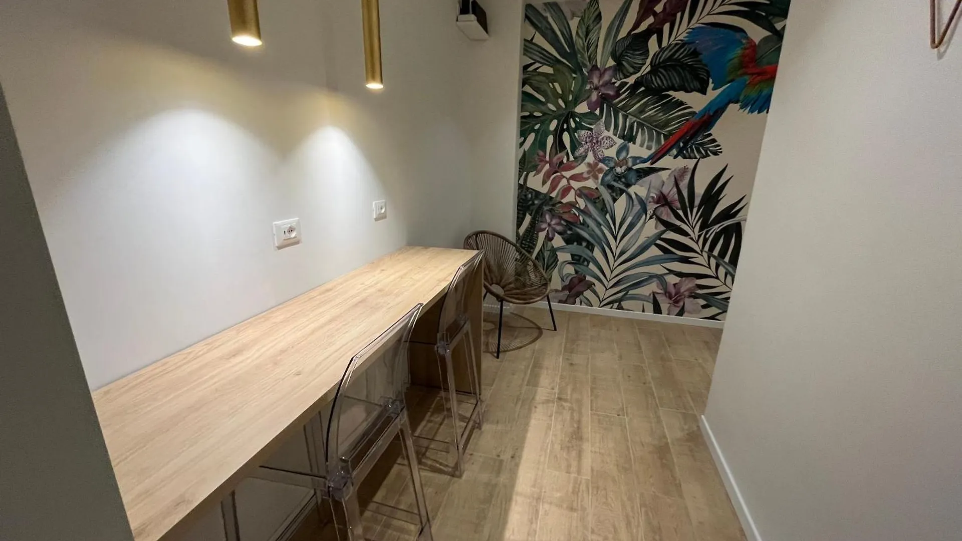 Calari Rooms - Monolocale Boloňa 0*,